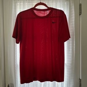 MEN’S THE NIKE TEE DRI-FIT RED T-SHIRT
